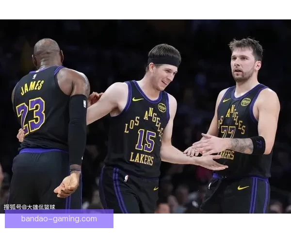 诺维茨基：湖人三大核心球员具备接管比赛能力 季后赛中不可小觑